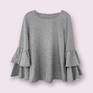 PLEIONE Ruffled Blouse Grey Bell Sleeves Scoop Neck Boho Coastal Womens Size XS